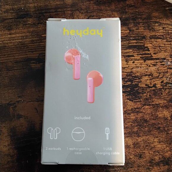 True Wireless Ear buds - Picture 2 of 9